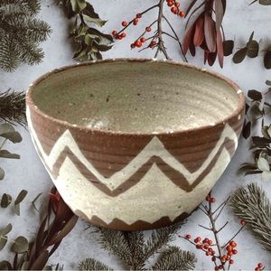 Pottery Bowl in Tan Speckled Clay with White Geometric Design